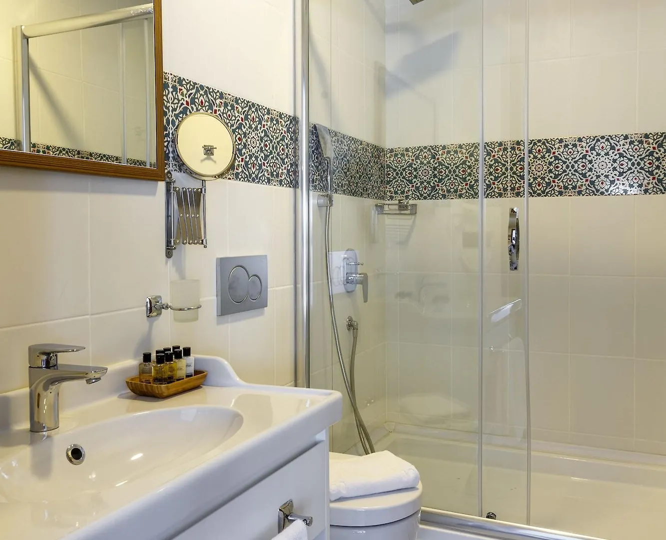 Lalahan Hotel Стамбул Турция